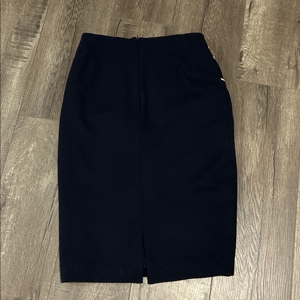 Eva Franco‎ Navy Pencil Skirt with White Accents - Picture 6 of 6